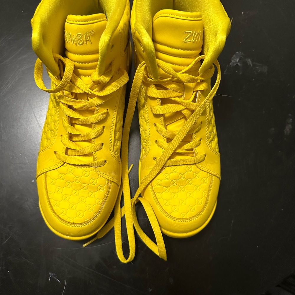 Zumba Fitness Yellow Athletic Shoes